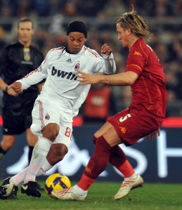Ronaldinho and Milan needs the 3 points or else they might be dragging themselves into the relegation dog fight.